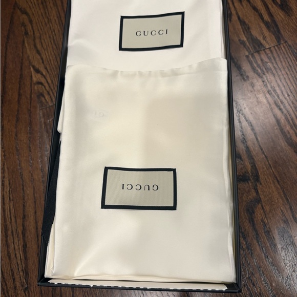 Gucci Women’s black loafer mules size 37 - Picture 6 of 7